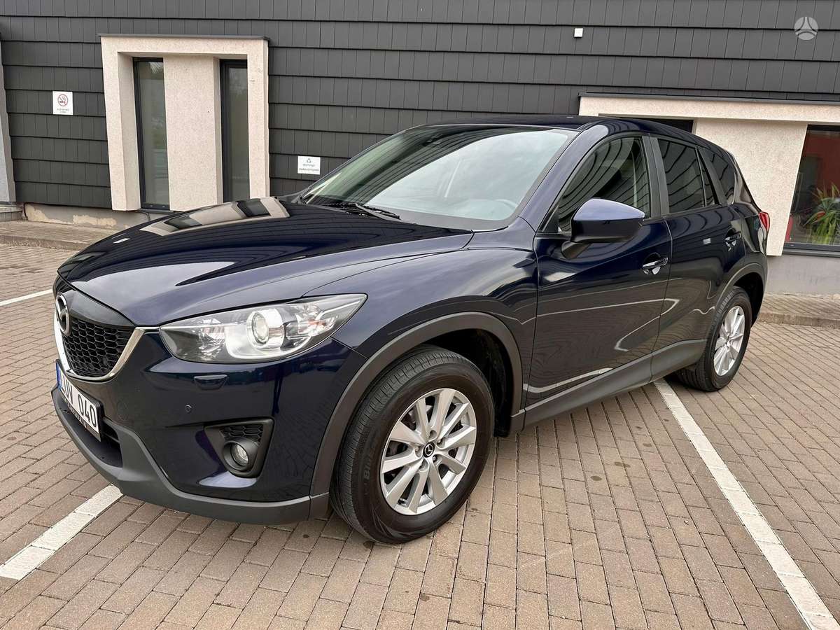 Mazda CX-5, 2.2 l., off-road / crossover