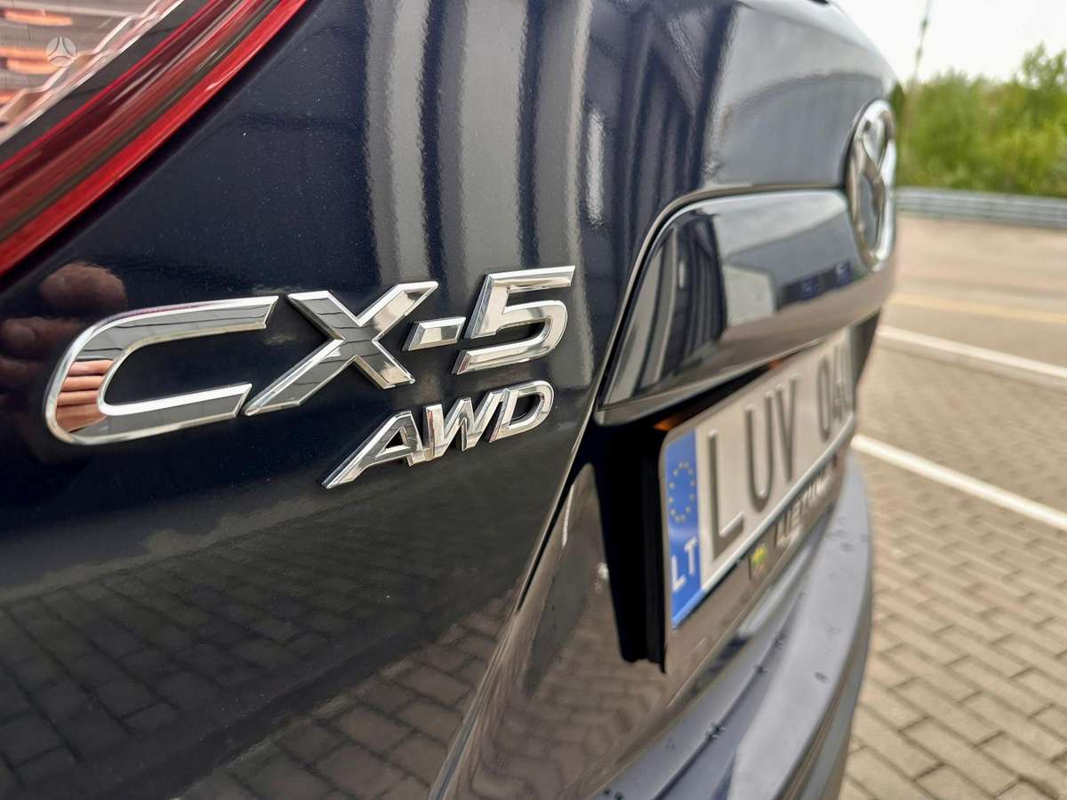 Mazda CX-5, 2.2 l., off-road / crossover