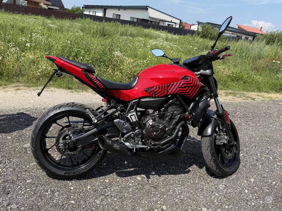 Yamaha MT 07 700cc, street / classic