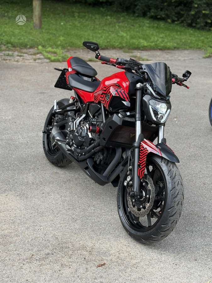 Yamaha MT 07 700cc, street / classic