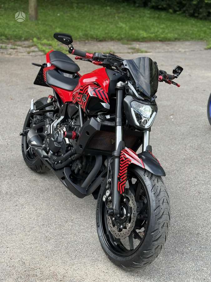 Yamaha MT 07 700cc, street / classic