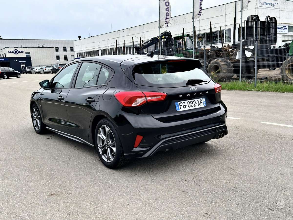 Ford Focus, 1.5 l., Хэтчбек