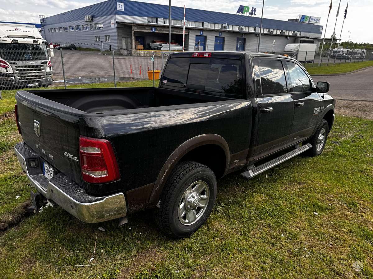 RAM 2500, 5.7 l., pick-up
