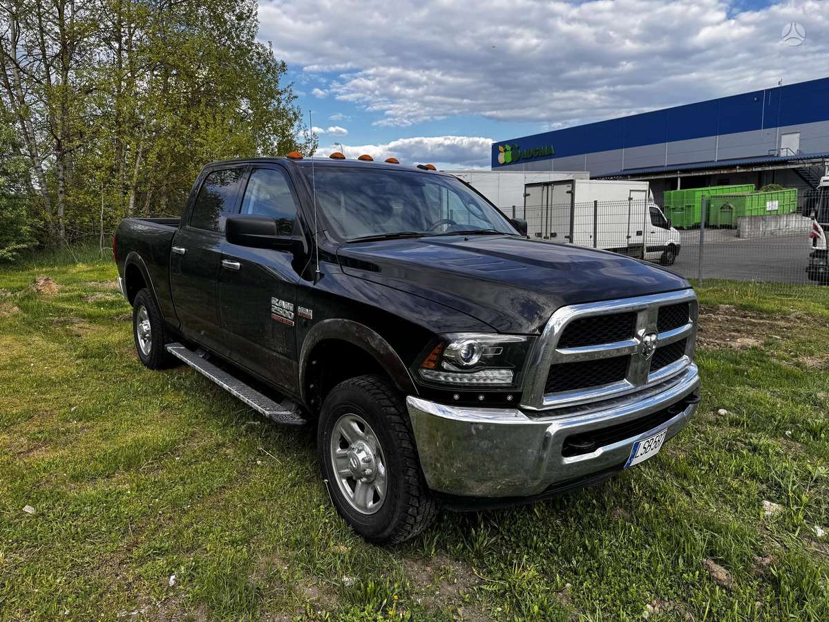 RAM 2500, 5.7 l., pick-up