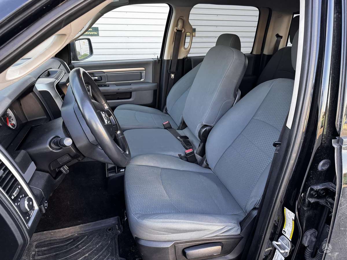 RAM 2500, 5.7 l., pick-up