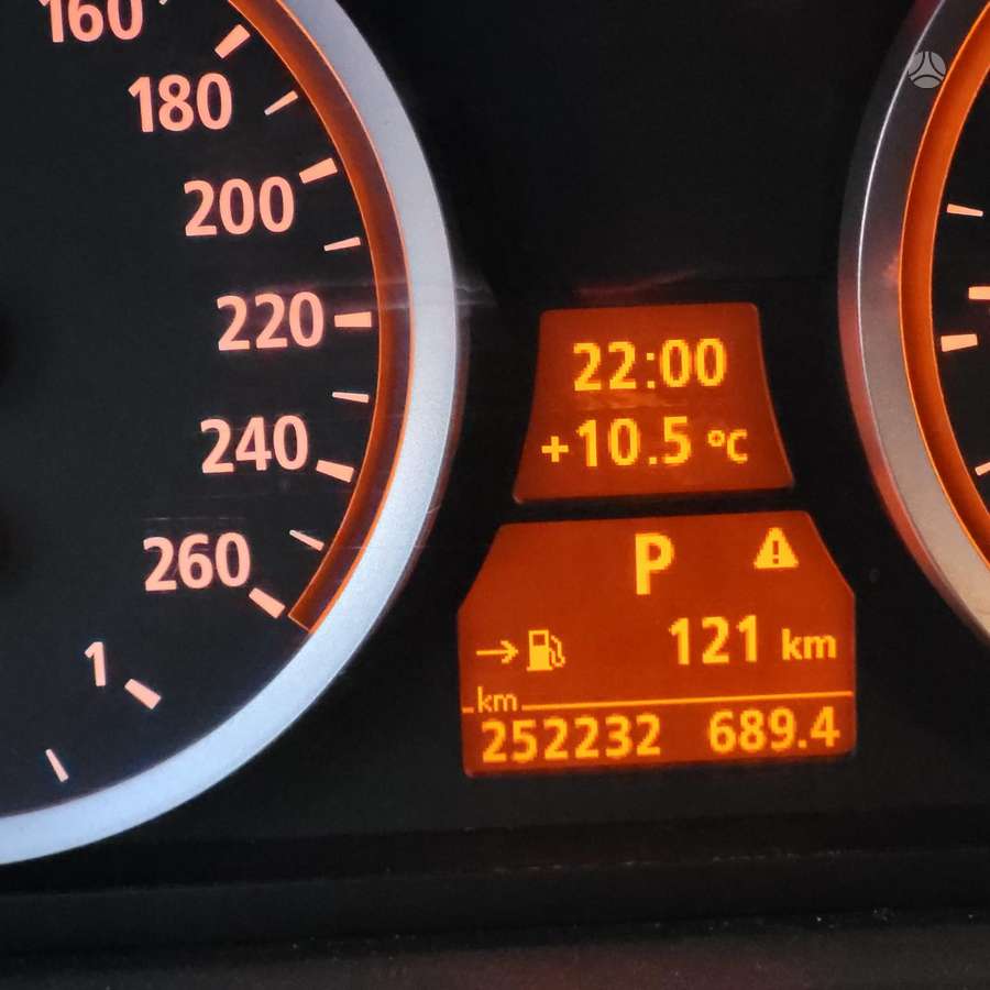 BMW 525, 2.5 l., Седан