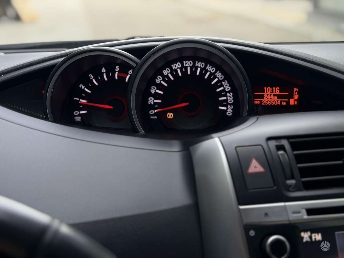 Toyota Verso - 11