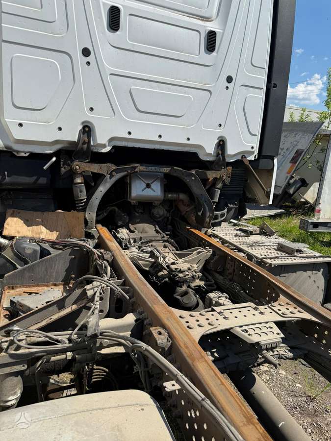 Mercedes-Benz ACTROS 2542, шасси