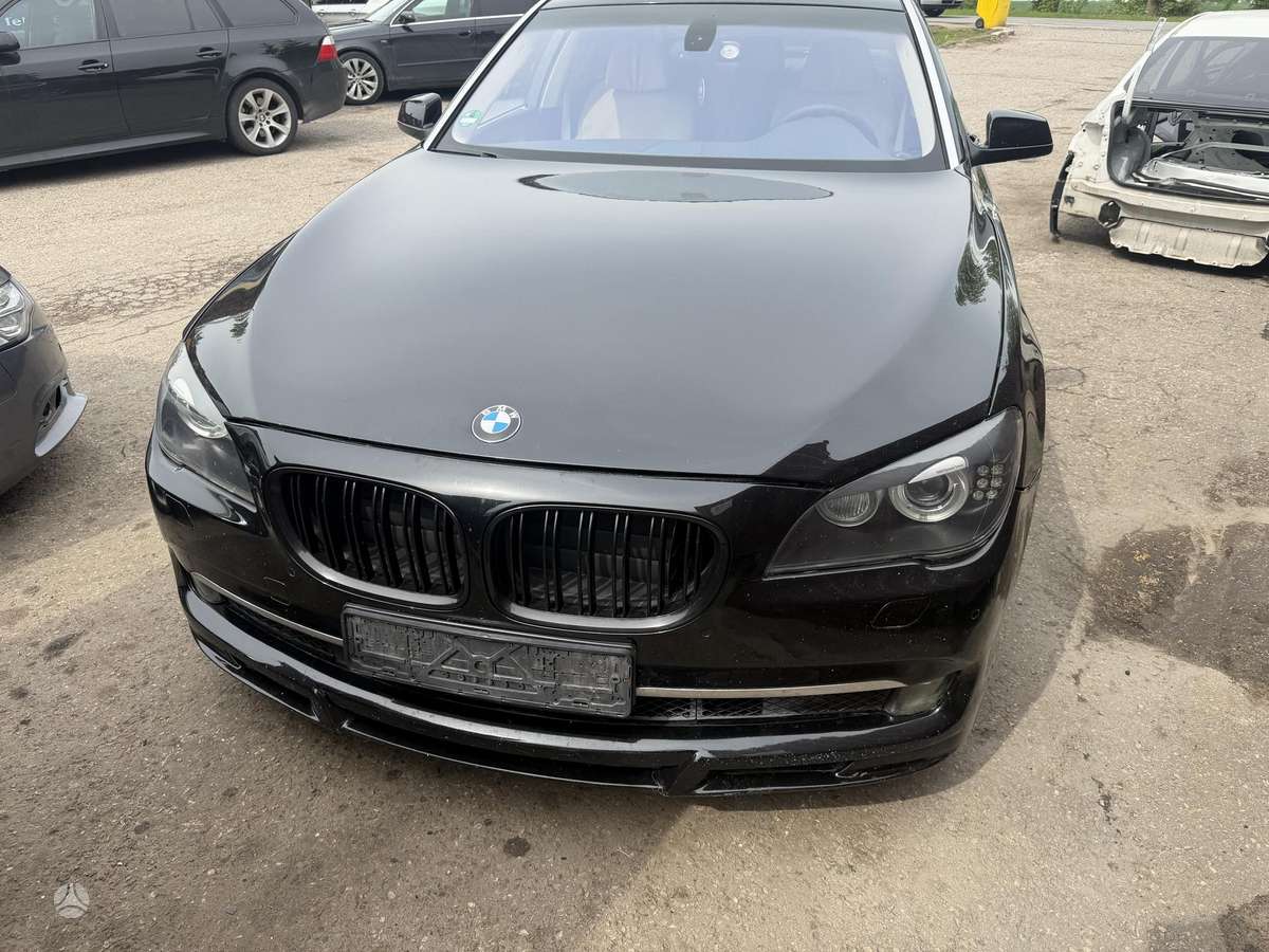 BMW 7 serija