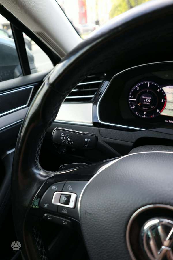 Volkswagen Passat, 1.6 l., universalas