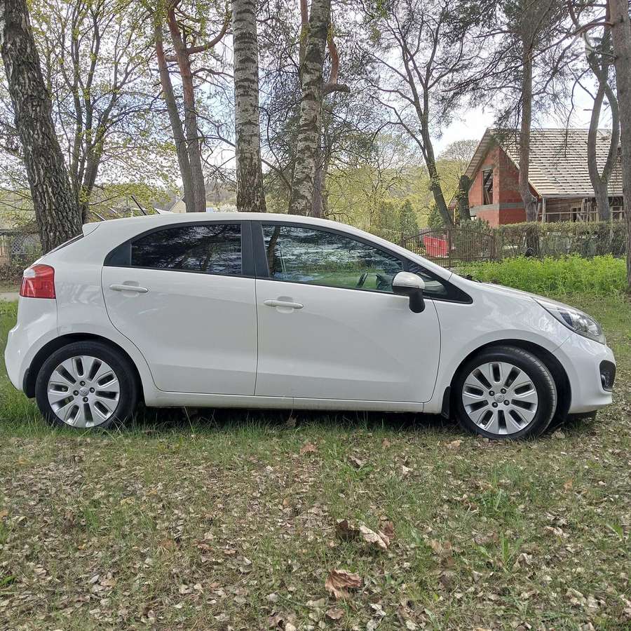 Kia Rio, 1.3 l., hatchback