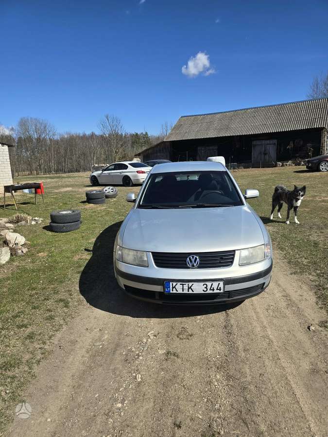 Volkswagen Passat - 2