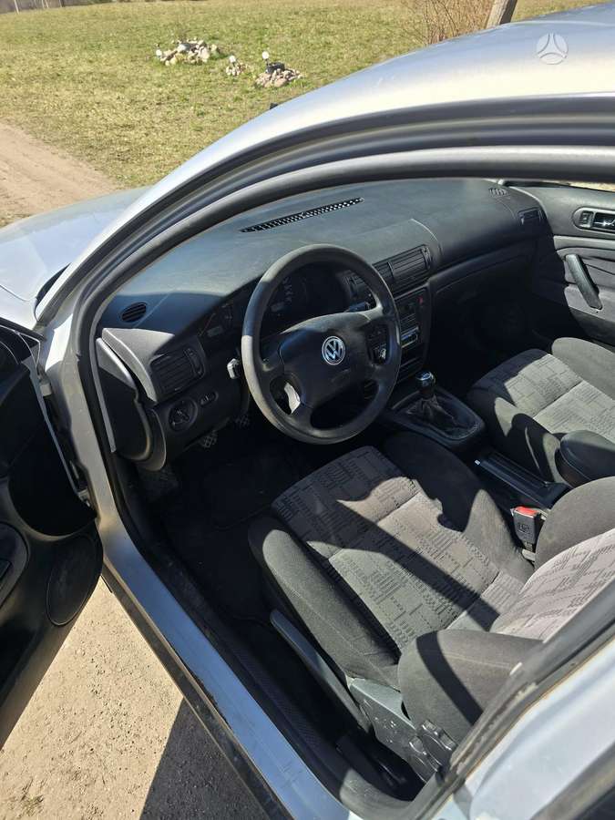 Volkswagen Passat - 6