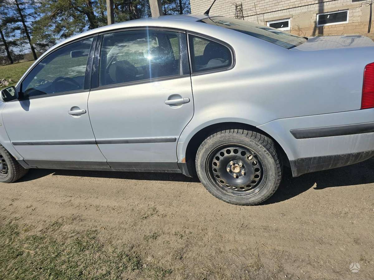 Volkswagen Passat - 7
