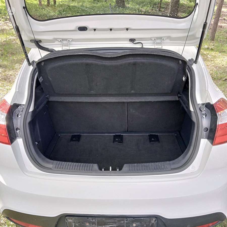 Kia Rio, 1.3 l., hatchback