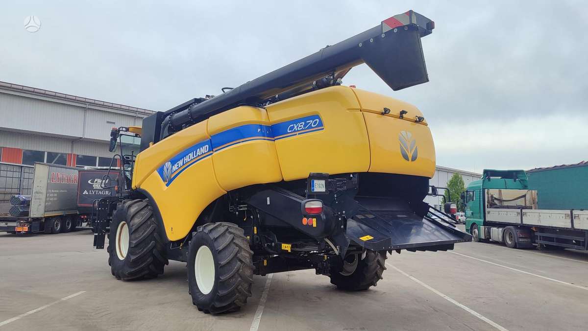 New Holland CX 8.70, комбайны