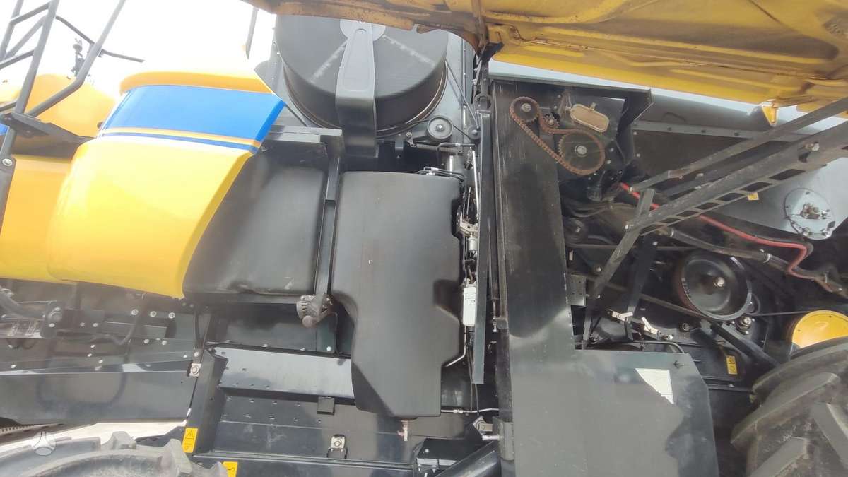 New Holland CX 8.70, комбайны