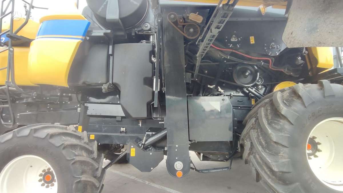 New Holland CX 8.70, комбайны