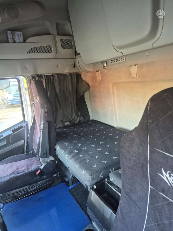 Iveco Stralis, double sleeper