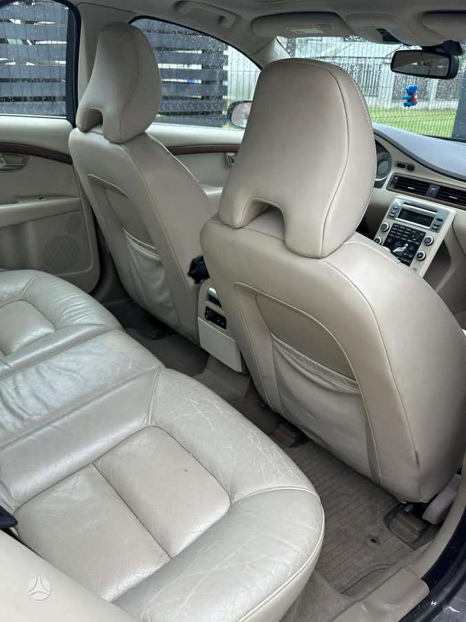 Volvo S80 - 10