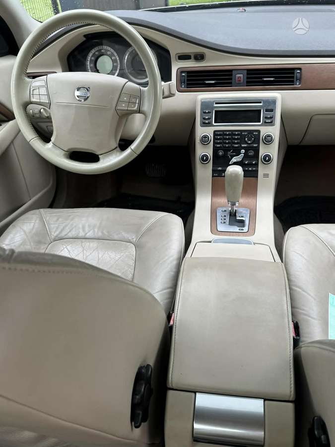 Volvo S80 - 9