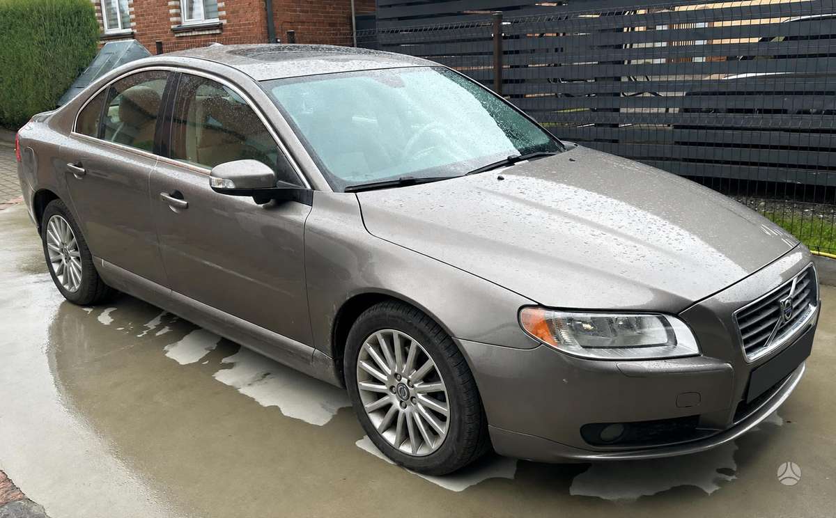 Volvo S80 - 2