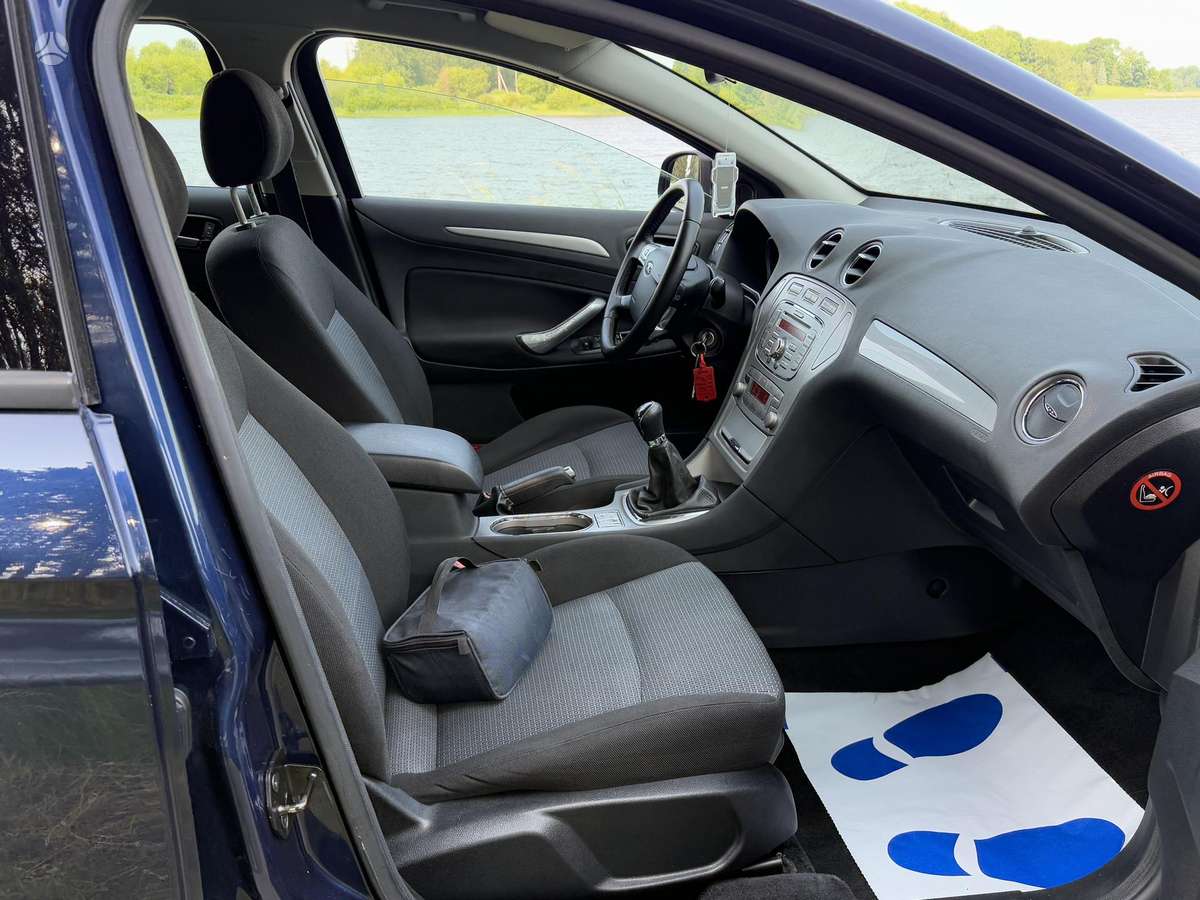 Ford Mondeo, 1.8 l., hatchback