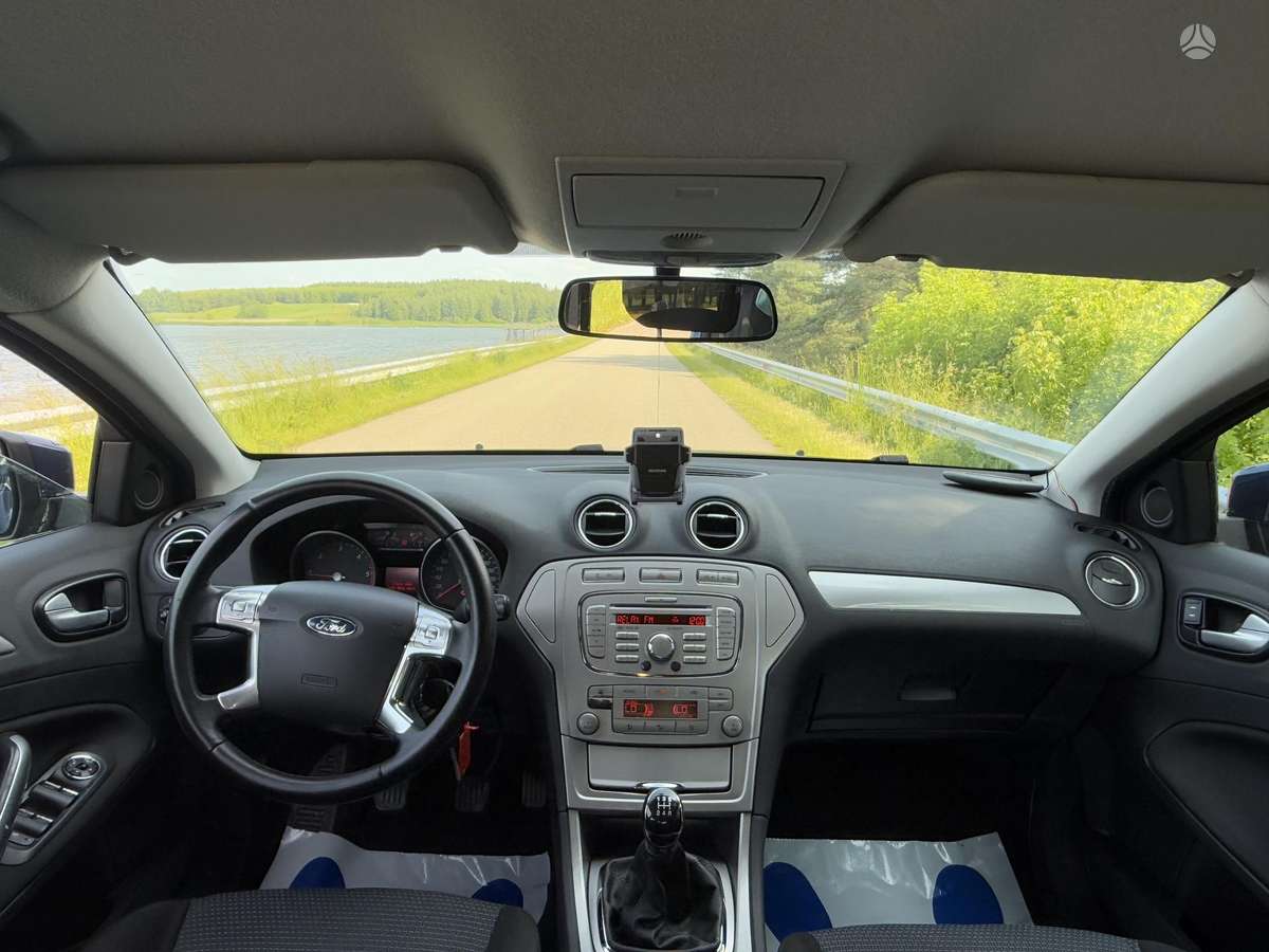 Ford Mondeo, 1.8 l., hatchback
