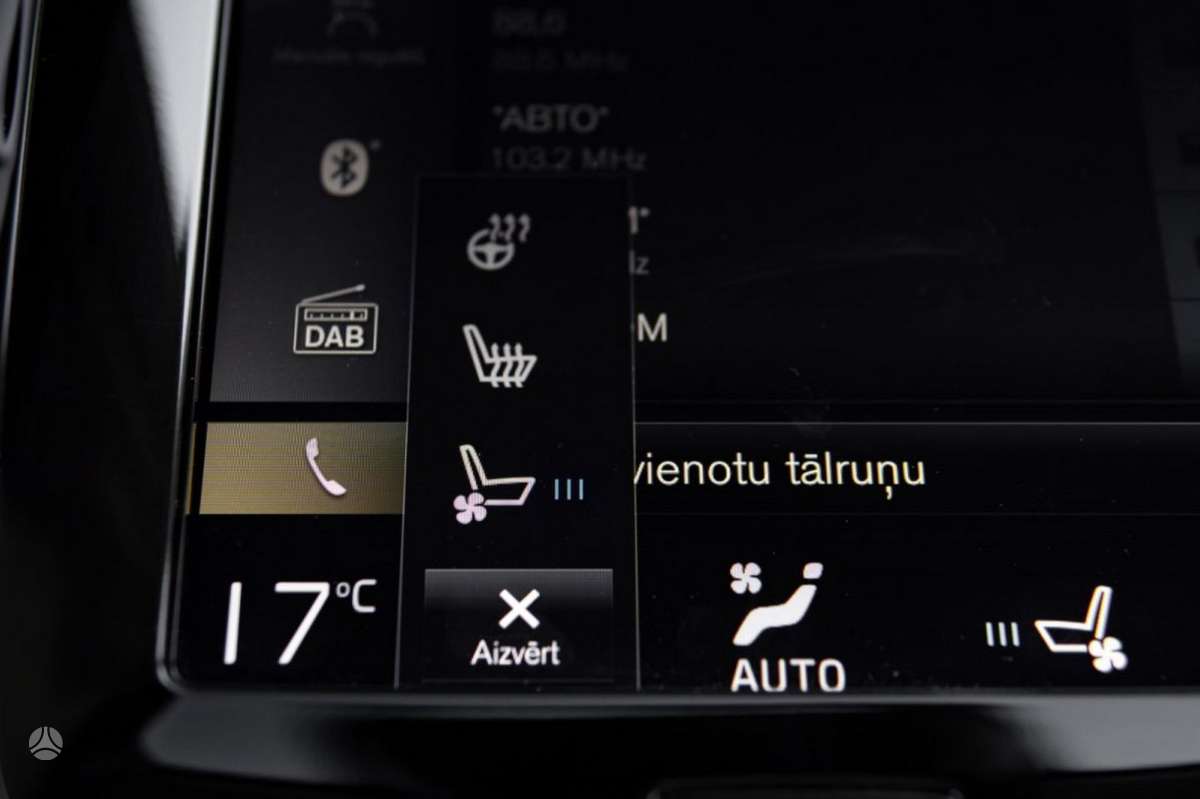 Volvo XC90, Пикап