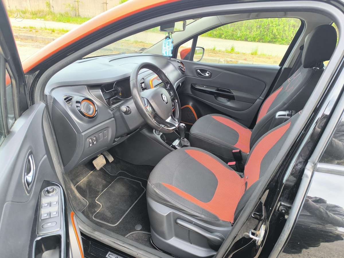 Renault Captur, 1.2 l., off-road / crossover