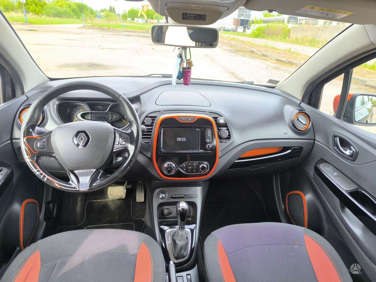 Renault Captur, 1.2 l., off-road / crossover
