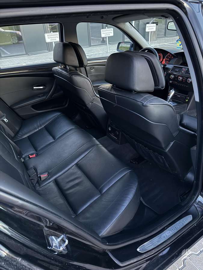 BMW 520, 2.0 l., universalas