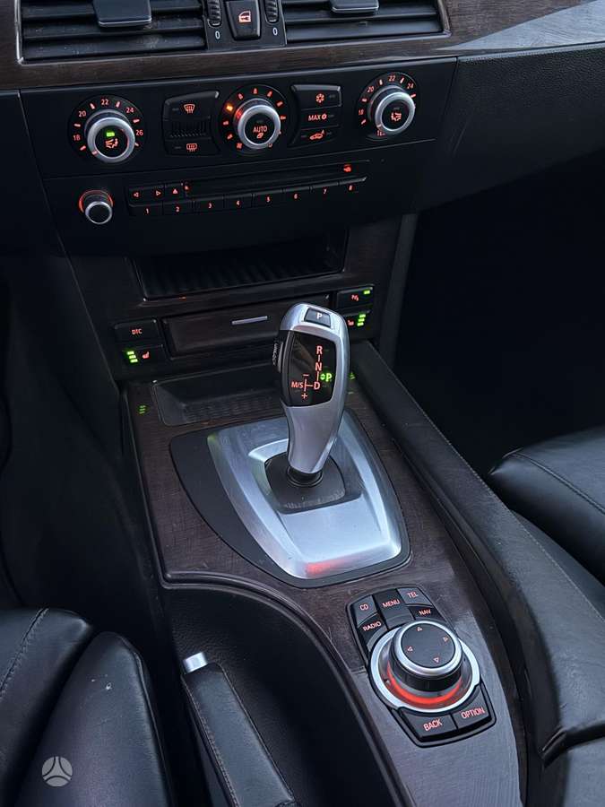 BMW 520, 2.0 l., wagon