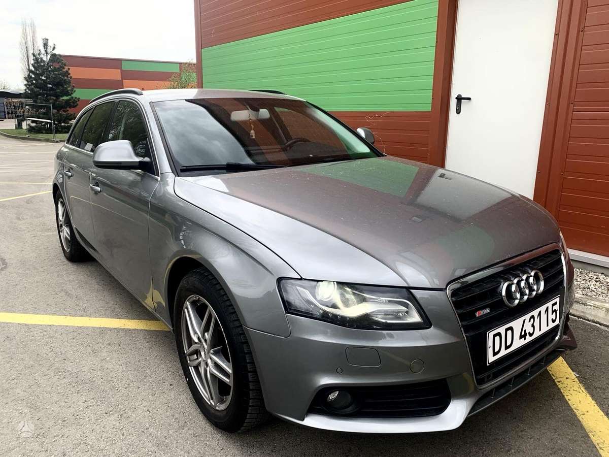 Audi A4, 1.8 l., universalas