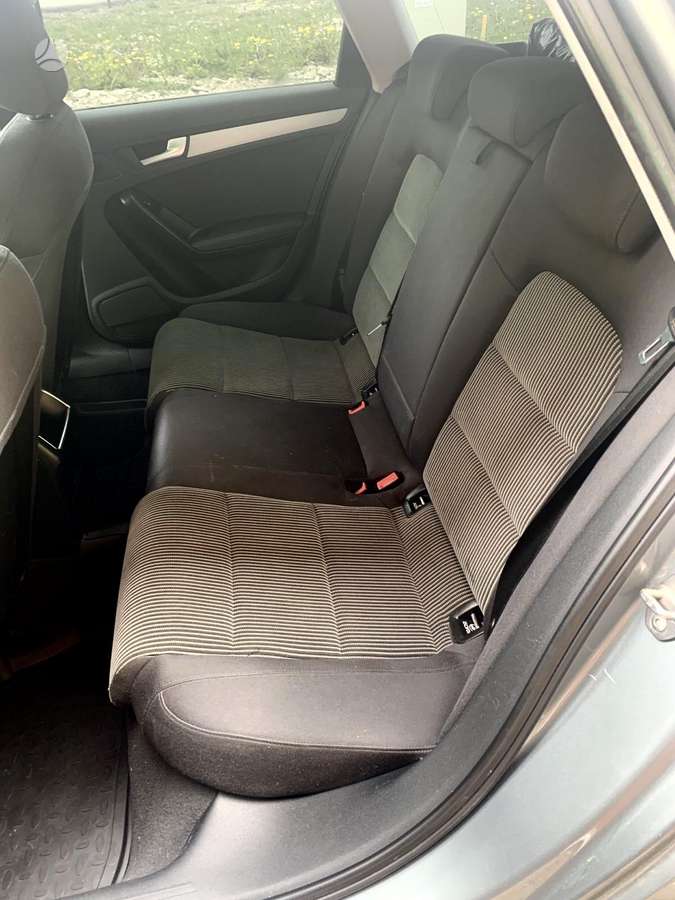 Audi A4, 1.8 l., universalas