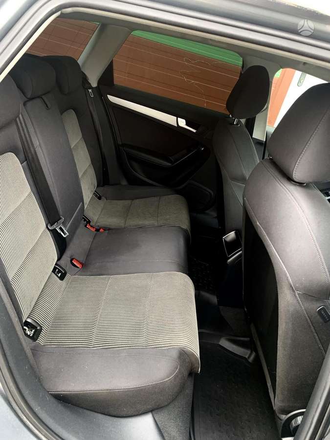 Audi A4, 1.8 l., universalas