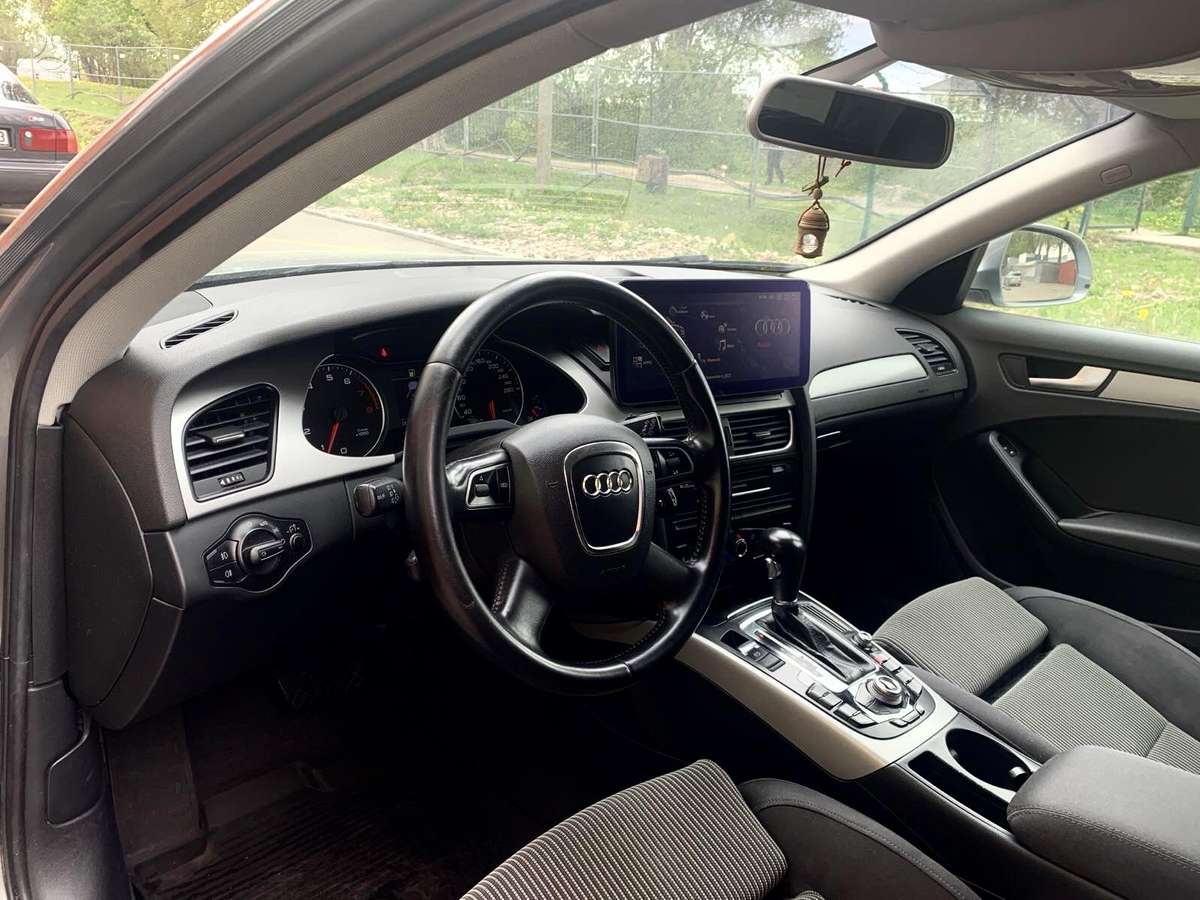 Audi A4, 1.8 l., universalas