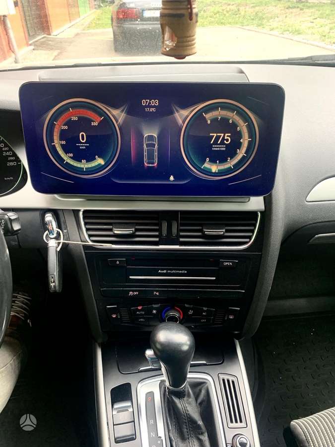 Audi A4, 1.8 l., universalas