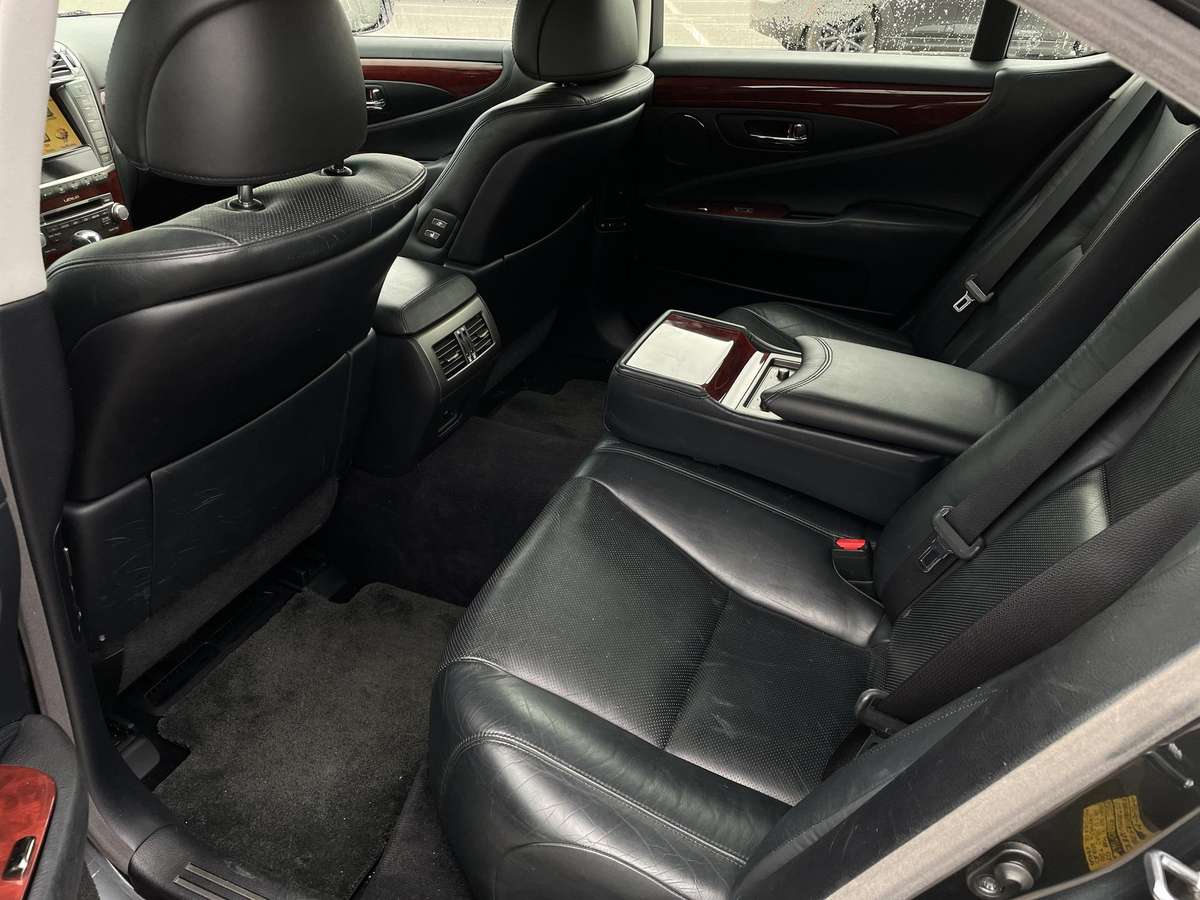 Lexus LS 460, 4.6 l., Седан