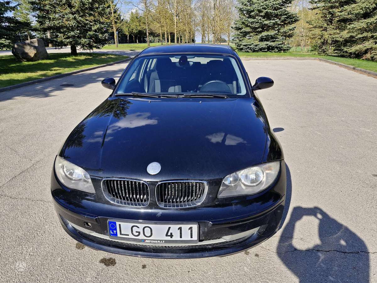 BMW 118, 2.0 l., hatchback