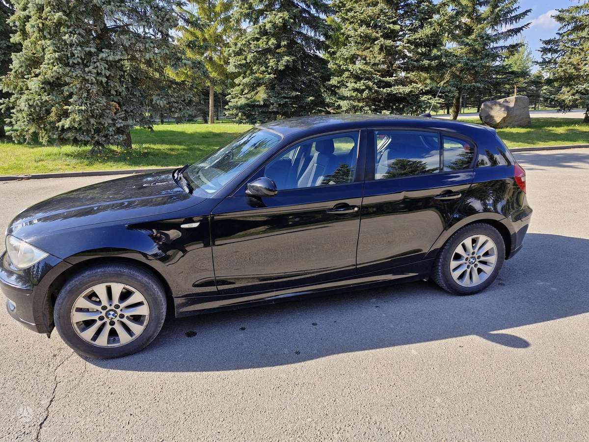 BMW 118, 2.0 l., Хэтчбек