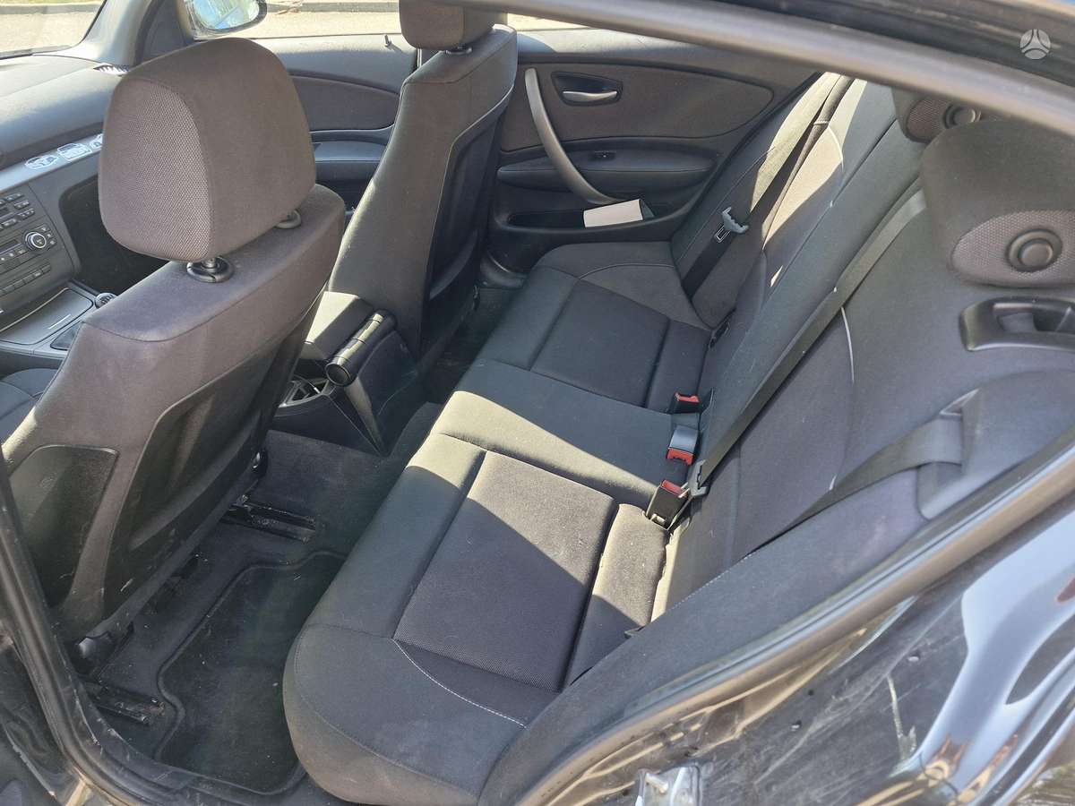 BMW 118, 2.0 l., hatchback