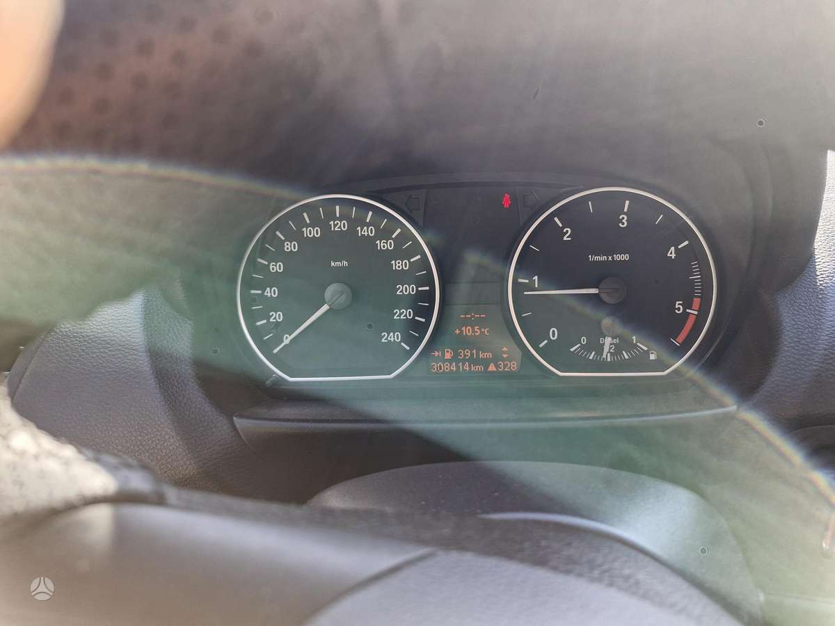 BMW 118, 2.0 l., hatchback
