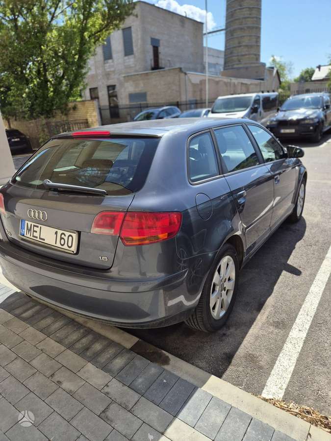 Audi A3, 1.6 l., Хэтчбек