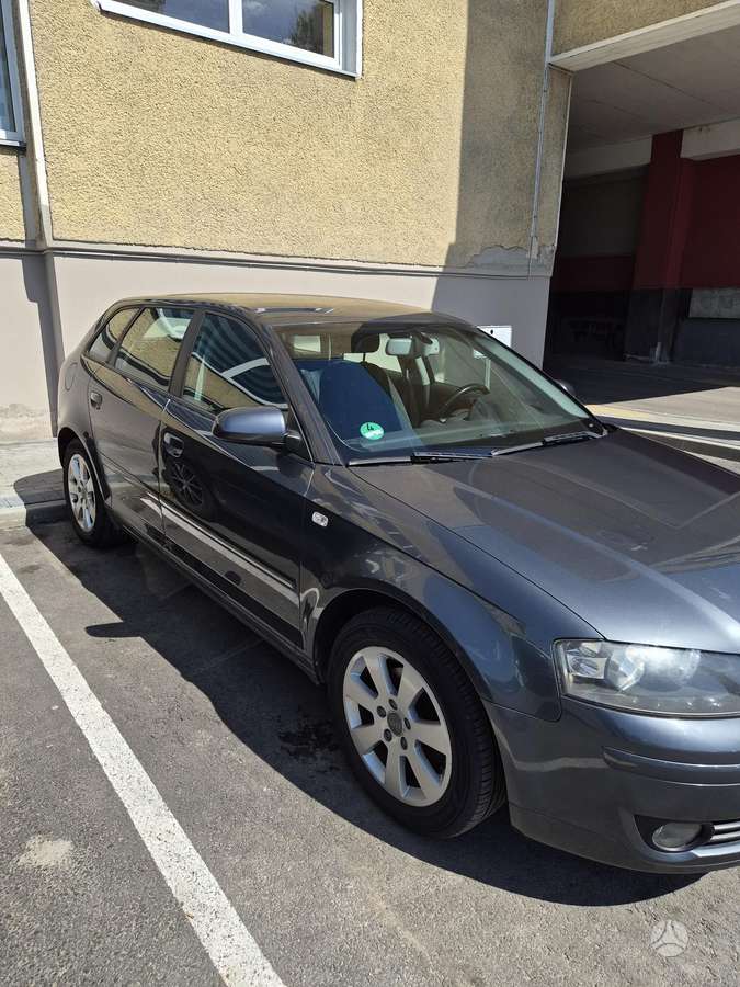 Audi A3, 1.6 l., Хэтчбек