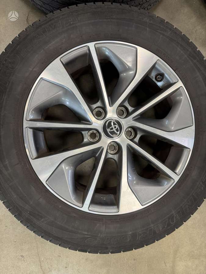 Toyota RAV4, light alloy, R17