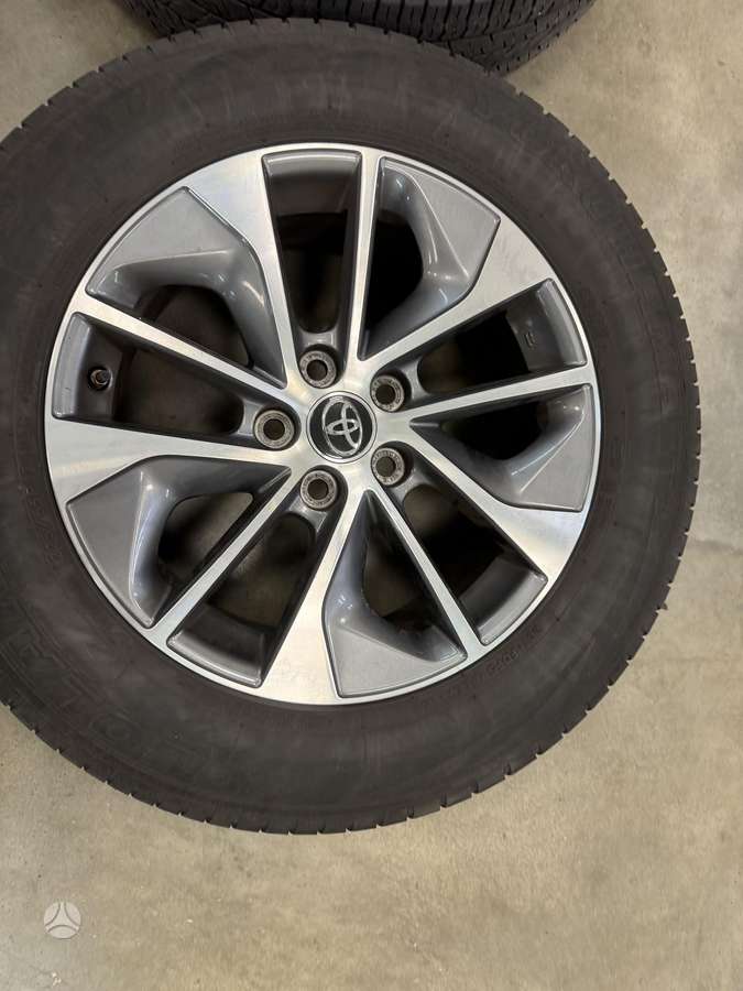 Toyota RAV4, light alloy, R17