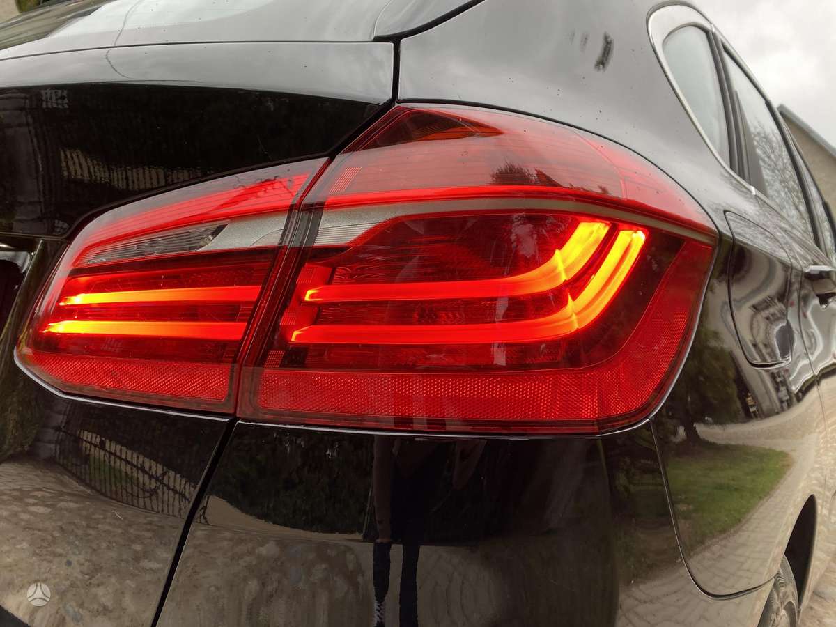 BMW 218 Active Tourer, 2.0 l., Минивэн