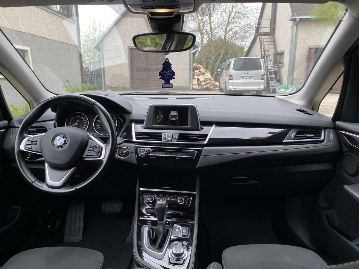 BMW 218 Active Tourer, 2.0 l., Минивэн