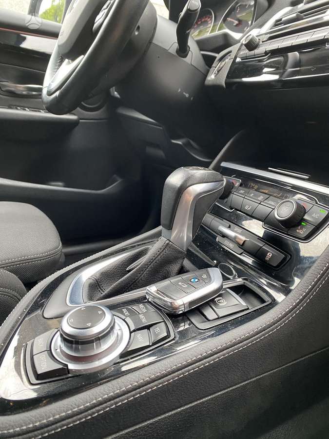 BMW 218 Active Tourer, 2.0 l., Минивэн